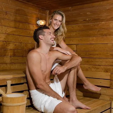 Restaurant Grune Au 4* Poellau