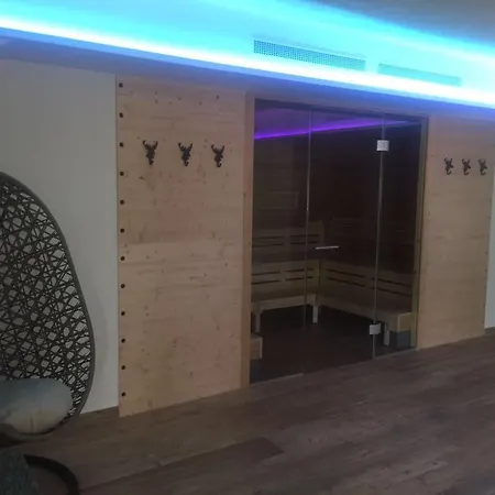Restaurant Grune Au 4*