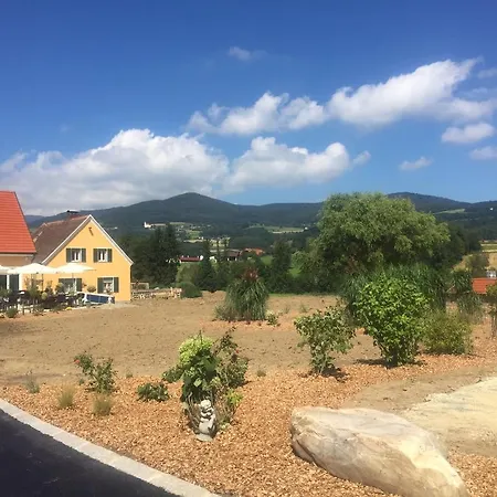 Restaurant Grune Au 4* Poellau