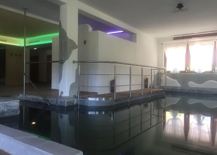 Restaurant Grune Au 4* Poellau