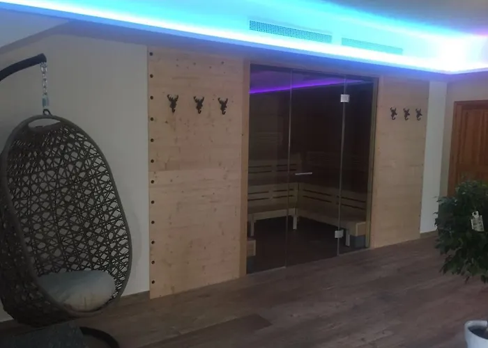 Restaurant Grune Au 4*