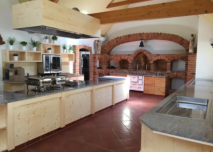 Hotel Restaurant Grune Au 4*