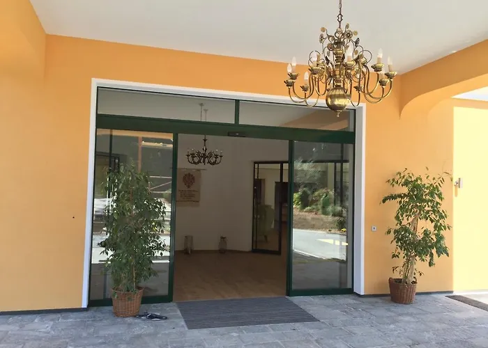 Restaurant Grune Au Hotel Poellau